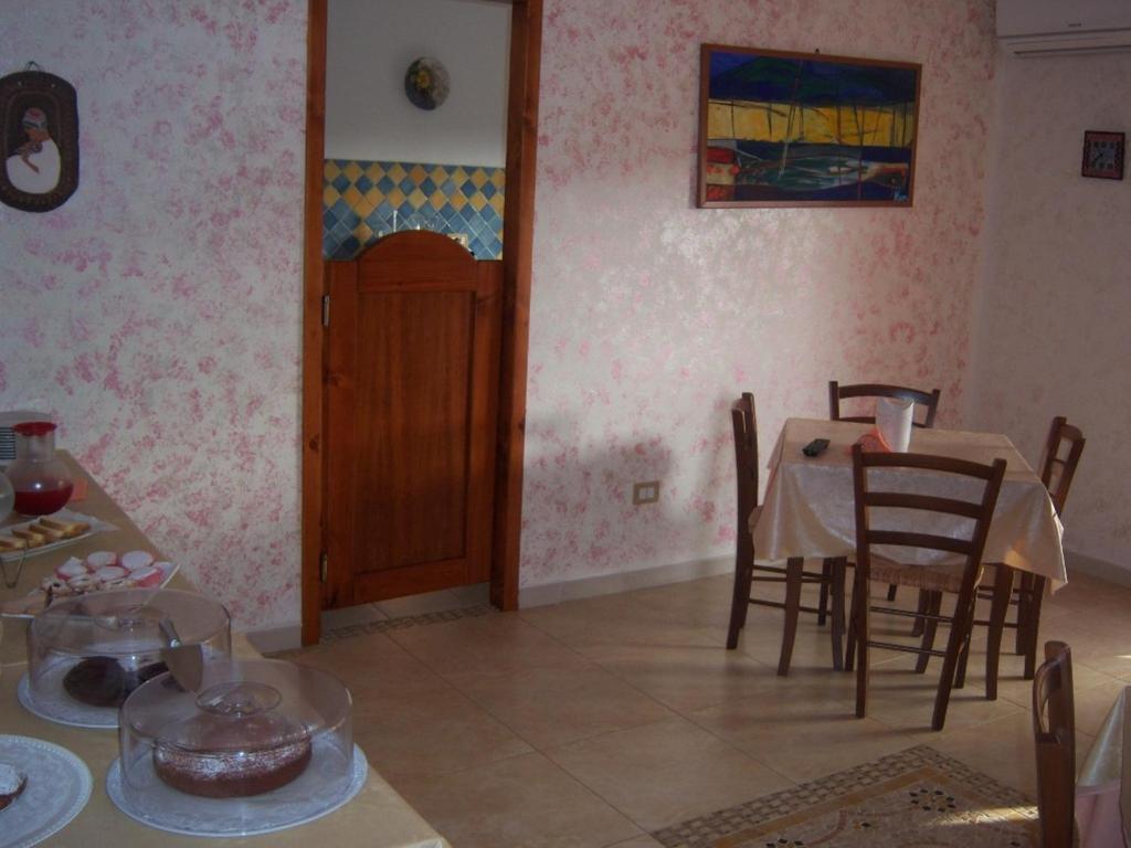 Sa Marina Bed & Breakfast La Caletta Eksteriør bilde